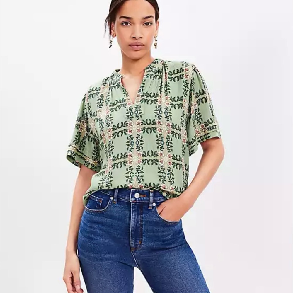 Loft,Floral Women's Top, Green with pink flowers, SP